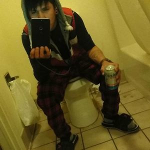 Meet your Posher, Andres